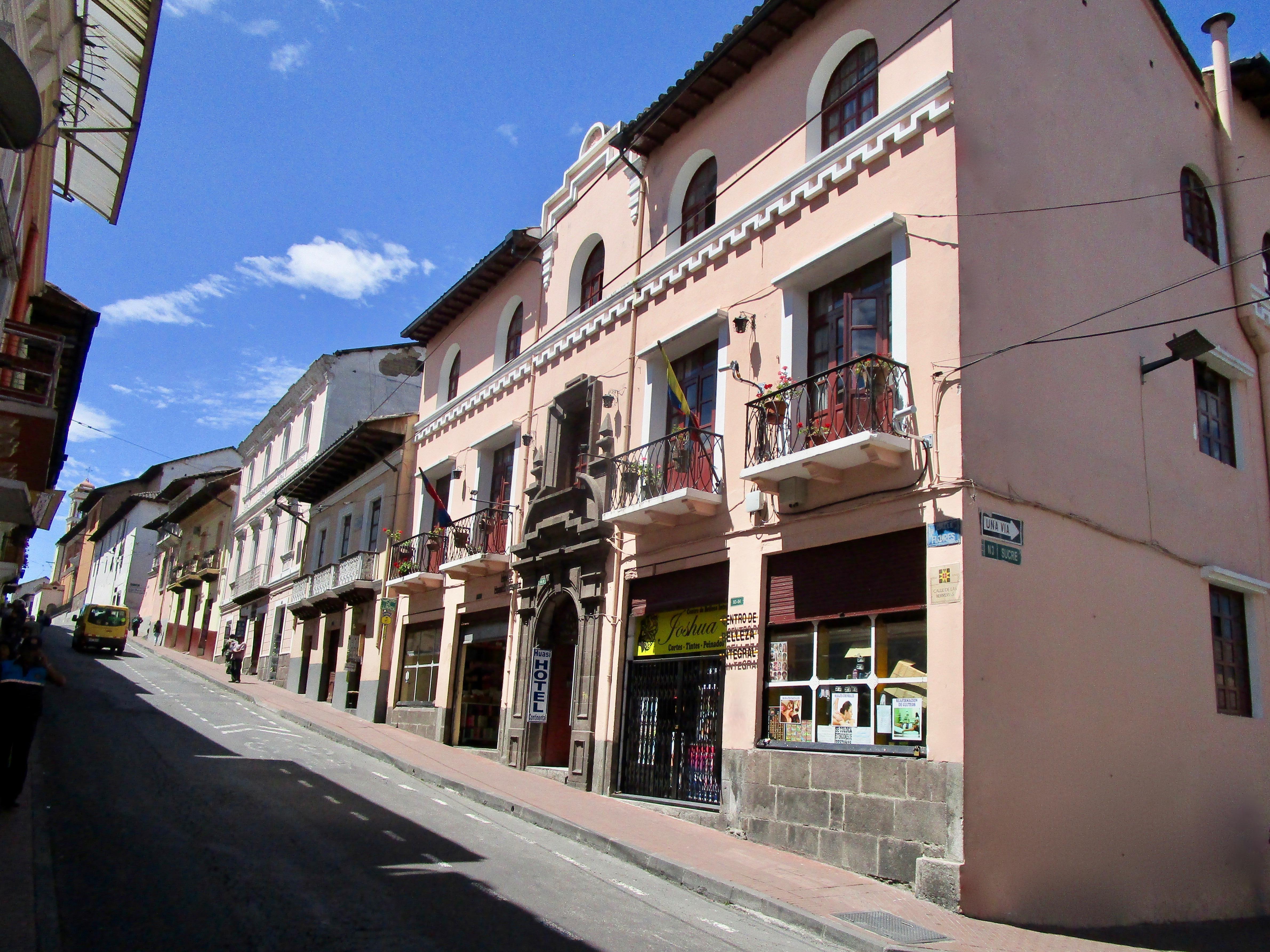 Hotel Huasi Continental Quito Exterior foto