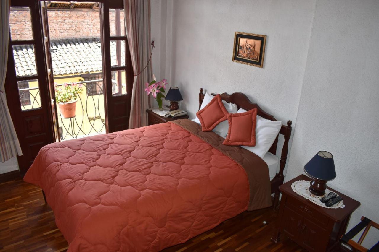 Hotel Huasi Continental Quito Exterior foto